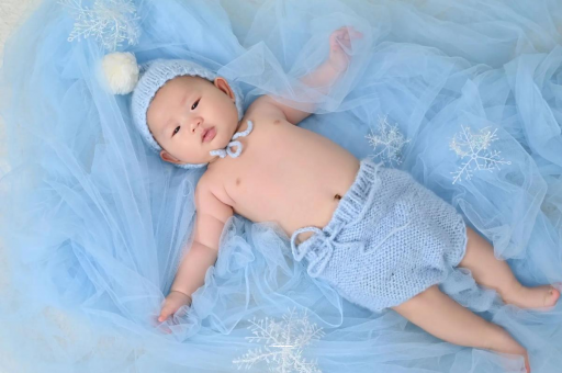 供卵助孕联系方式孕妇肚子上长红点